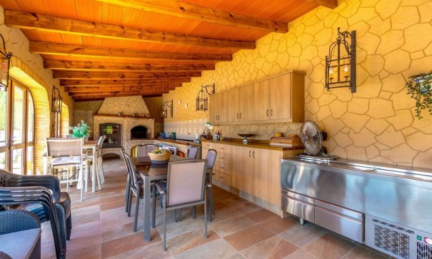 Sprzedaż - Finca nieruchomość wiejska -
Rafal