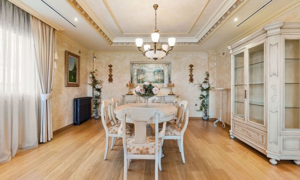 Sprzedaż - Finca nieruchomość wiejska -
Rafal