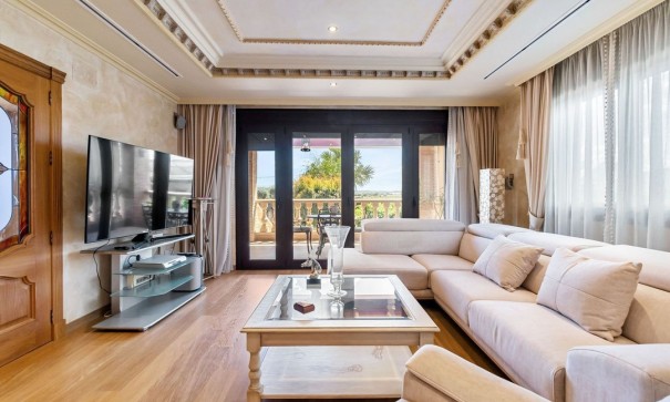 Sprzedaż - Finca nieruchomość wiejska -
Rafal