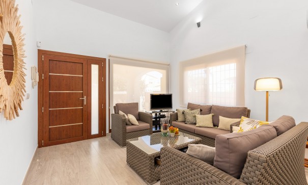 Sale - Detached Villa -
Orihuela - Orihuela Costa