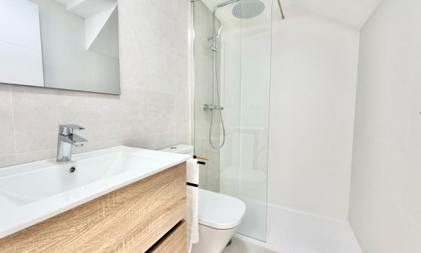 Nouvelle construction - Maison de ville -
Cox - Sin Zona