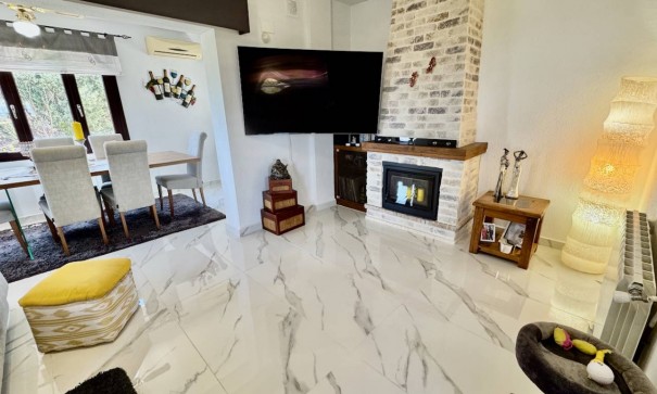 Återförsäljning - Fristående villa -
Algorfa - Lomas de la Juliana