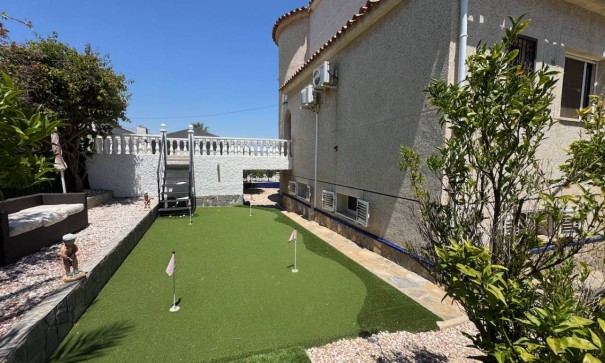 Återförsäljning - Fristående villa -
Algorfa - Lomas de la Juliana