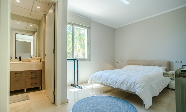 Resale - Freistehende Villa -
San Miguel de Salinas - Las Colinas Golf