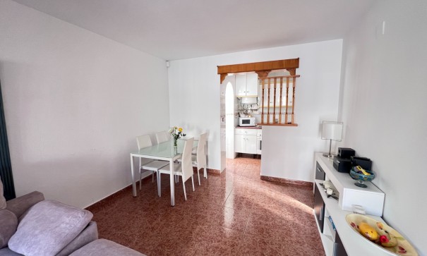 Sale - Town house -
Torrevieja - La Siesta