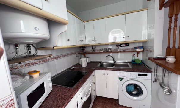 Sale - Town house -
Torrevieja - La Siesta