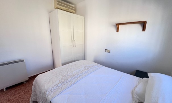 Sale - Town house -
Torrevieja - La Siesta