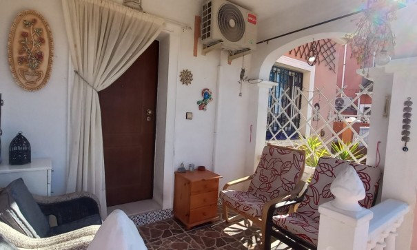 Venta - Villa adosada -
Los Montesinos - La Herada