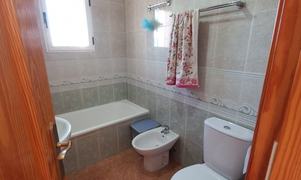 Venta - Villa adosada -
Los Montesinos - La Herada