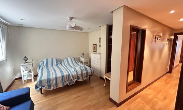 Herverkoop - Apartement Flat -
Alicante