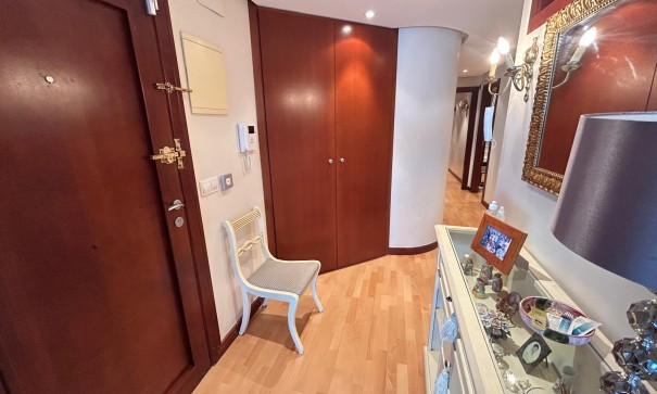 Herverkoop - Apartement Flat -
Alicante