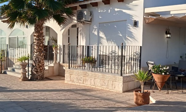 Resale - Finca Landgut -
Dolores