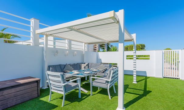 Resale - Freistehende Villa -
Torremendo