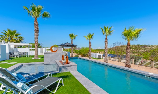 Resale - Freistehende Villa -
Torremendo