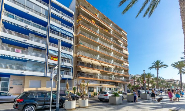 Revente - Appartement -
Torrevieja - Playa del cura