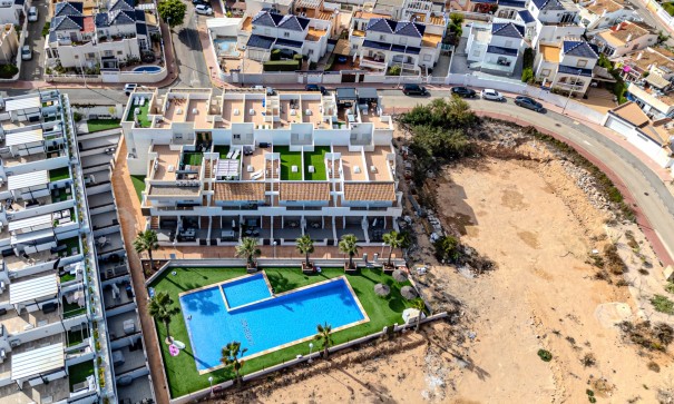 Sale - Town house -
Los Balcones - Los Altos del Edén - Los Balcones