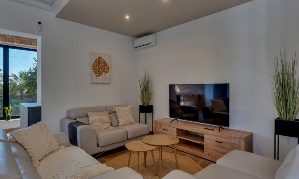 Sprzedaż - Willa wolnostojąca -
Jávea