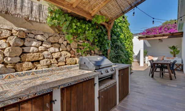 Sprzedaż - Willa wolnostojąca -
Jávea