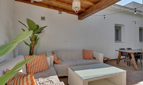 Sprzedaż - Willa wolnostojąca -
Jávea