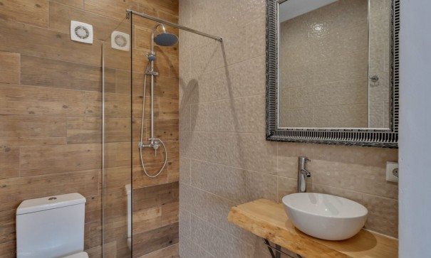 Sprzedaż - Willa wolnostojąca -
Jávea