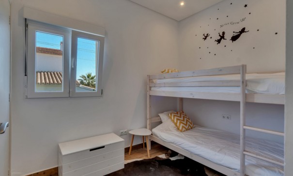 Sprzedaż - Willa wolnostojąca -
Jávea