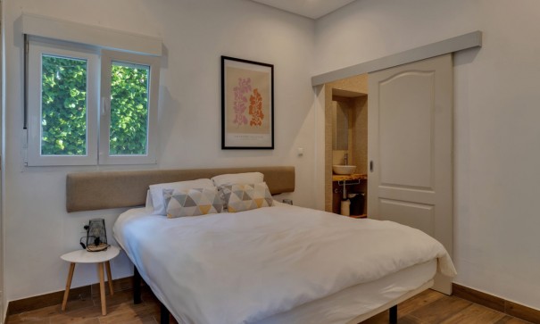 Sprzedaż - Willa wolnostojąca -
Jávea