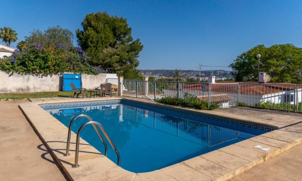 Sprzedaż - Willa wolnostojąca -
Jávea