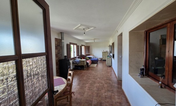 Videresalg - Fritliggende villa -
SAX