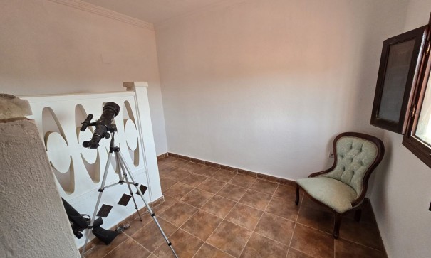 Videresalg - Fritliggende villa -
SAX