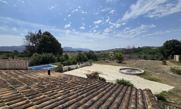 Videresalg - Fritliggende villa -
SAX