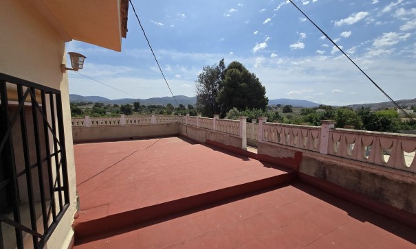 Videresalg - Fritliggende villa -
SAX