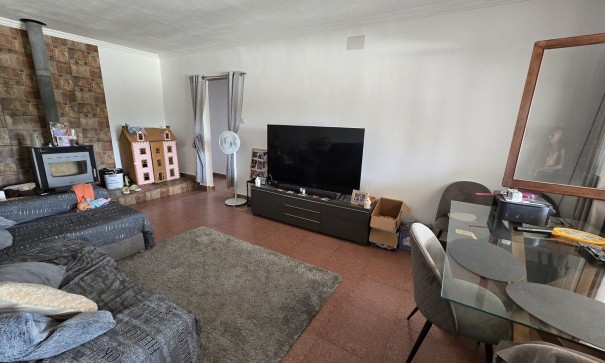 Videresalg - Fritliggende villa -
SAX