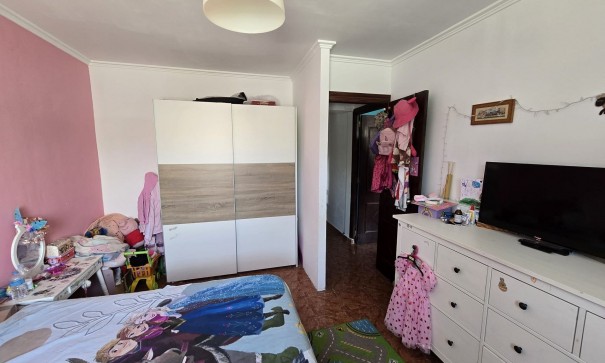 Videresalg - Fritliggende villa -
SAX