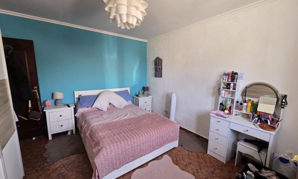 Videresalg - Fritliggende villa -
SAX