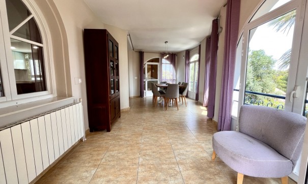 Sale - Detached Villa -
La Zenia