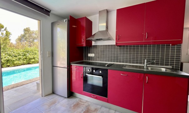 Sale - Detached Villa -
La Zenia