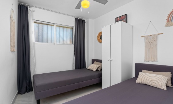 Resale - Wohnung Appartement -
La Zenia