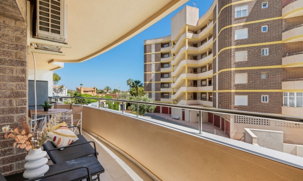 Resale - Wohnung Appartement -
La Zenia