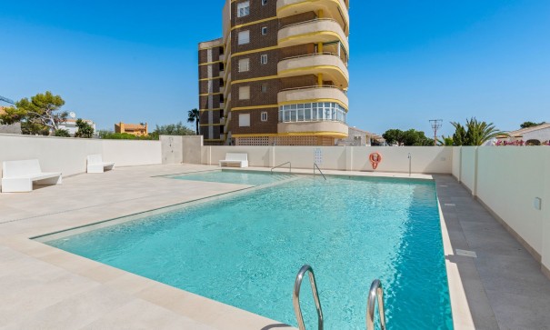 Resale - Wohnung Appartement -
La Zenia