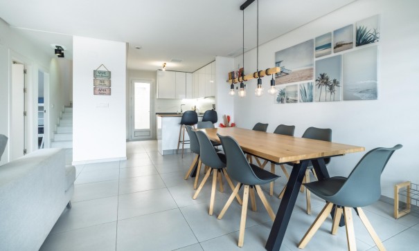 Herverkoop - Halfvrijstaande villa -
Torrevieja - Aguas Nuevas