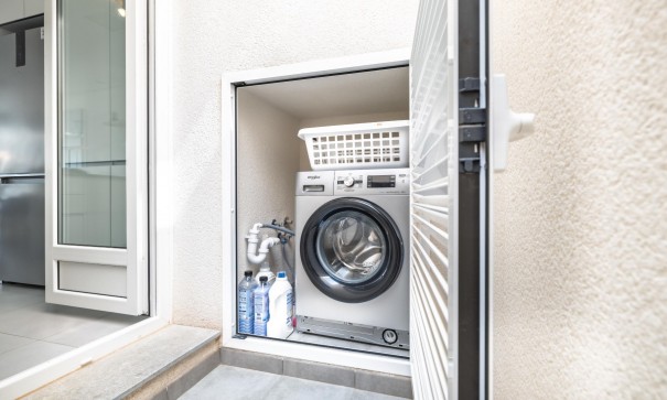 Herverkoop - Halfvrijstaande villa -
Torrevieja - Aguas Nuevas