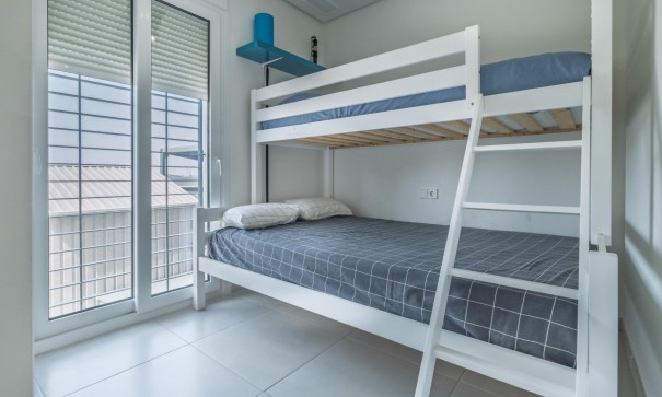 Herverkoop - Halfvrijstaande villa -
Torrevieja - Aguas Nuevas