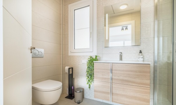 Herverkoop - Halfvrijstaande villa -
Torrevieja - Aguas Nuevas