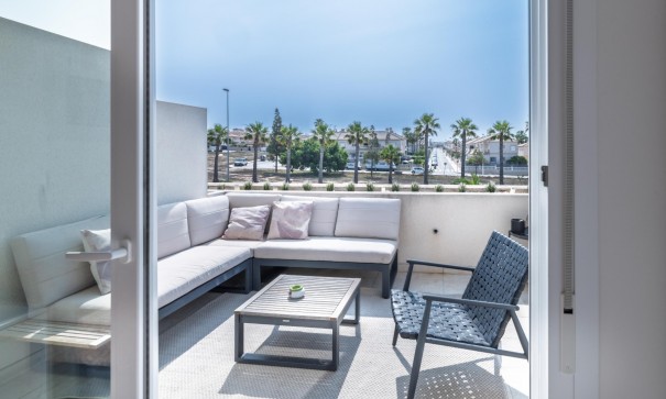 Herverkoop - Halfvrijstaande villa -
Torrevieja - Aguas Nuevas