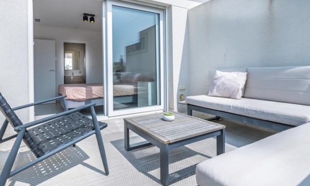 Herverkoop - Halfvrijstaande villa -
Torrevieja - Aguas Nuevas