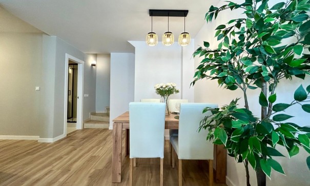 Revente - Maison de ville -
Orihuela - Urbanización Perla del Mar