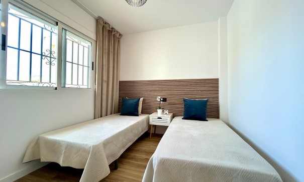 Revente - Maison de ville -
Orihuela - Urbanización Perla del Mar