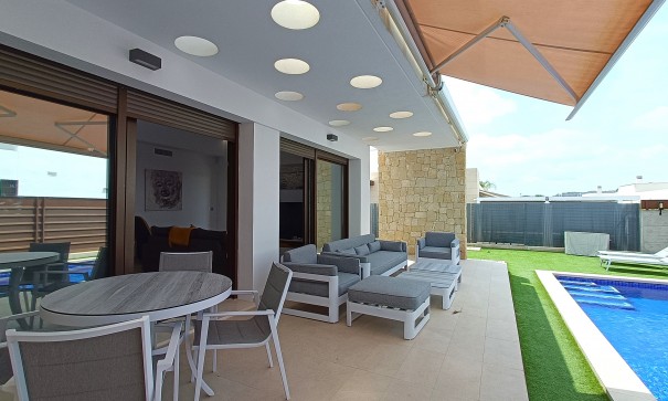 Sale - Detached Villa -
Entre Naranjo - Vistabella Golf - Vistabella Golf