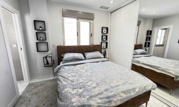 Återförsäljning - Fristående villa -
Villamartín