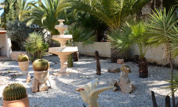 Resale - Freistehende Villa -
Hondón de las Nieves